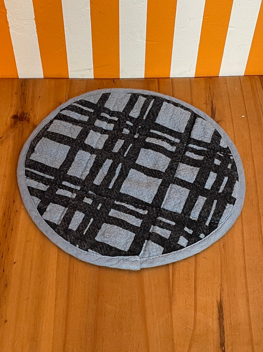 Jenny Pennywood Potholder | Round