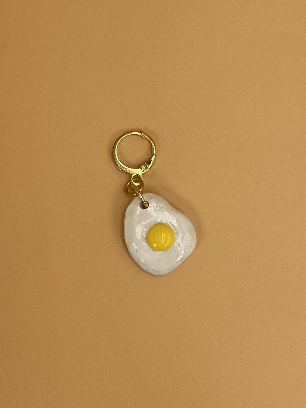 Resinuendo Charm Earring | Egg
