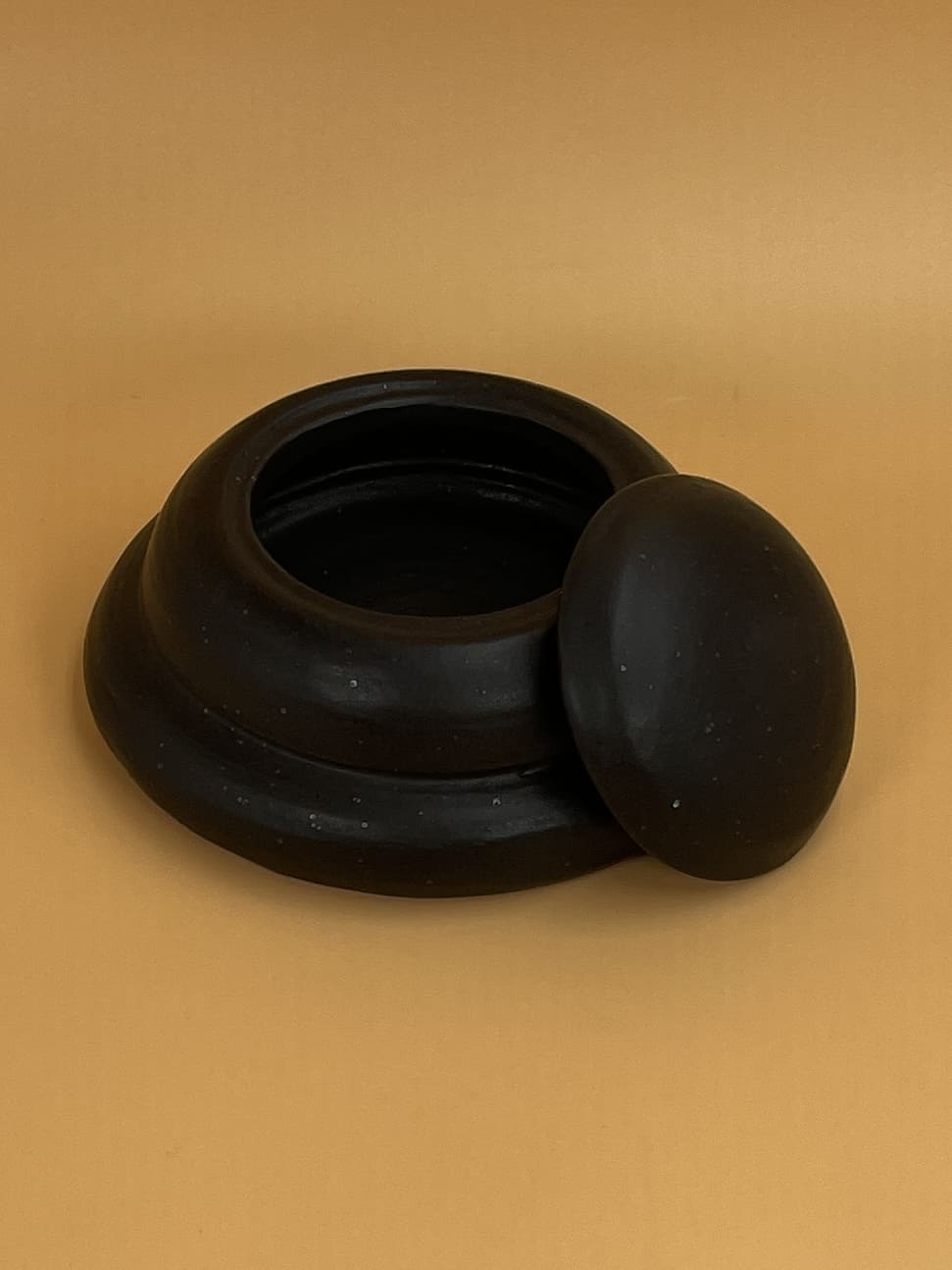 Wavy Fingers Wavy Salt Jar w/ Lid
