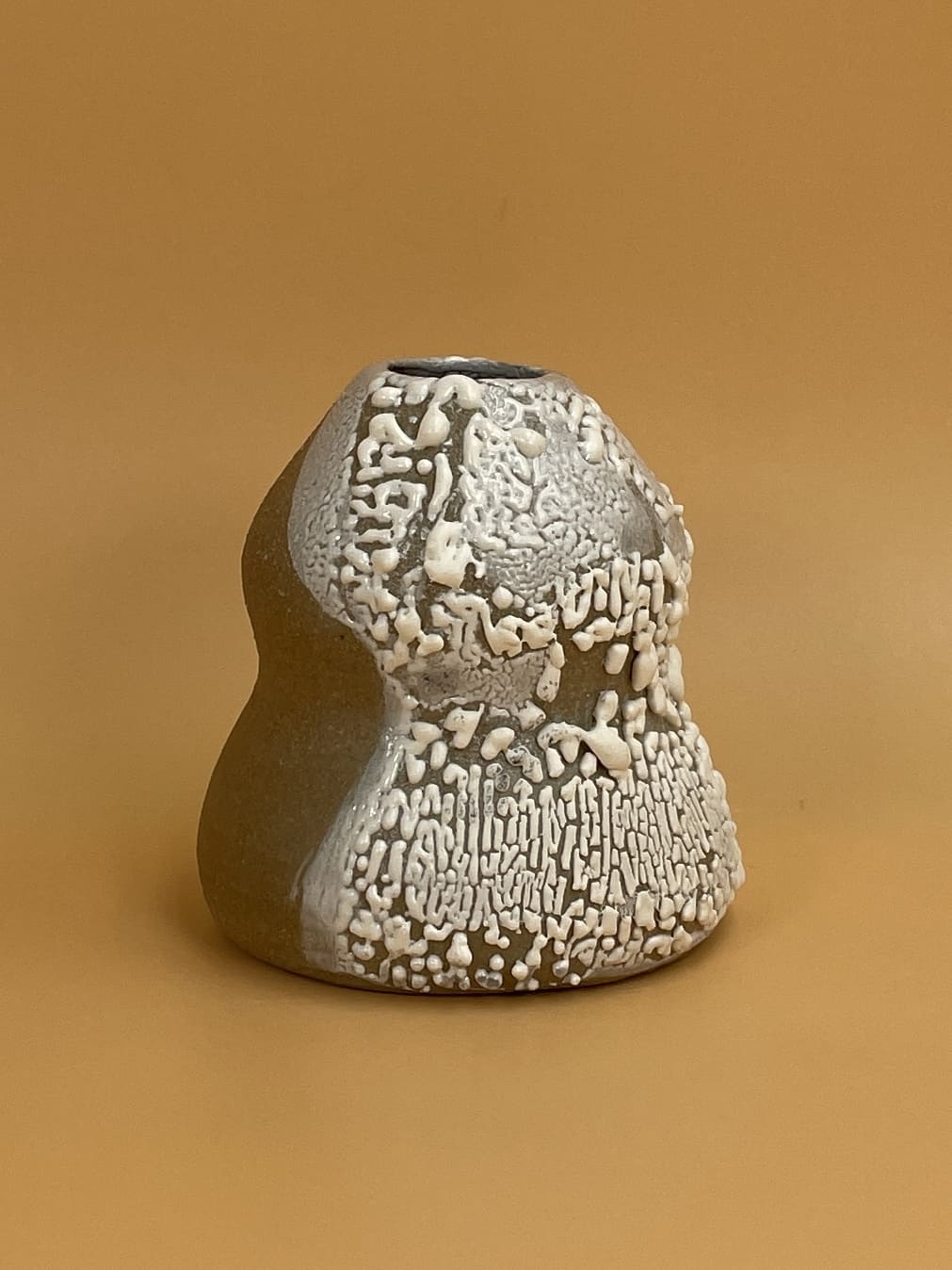 Wavy Fingers Beaded Small Vase | Moroccan Sand