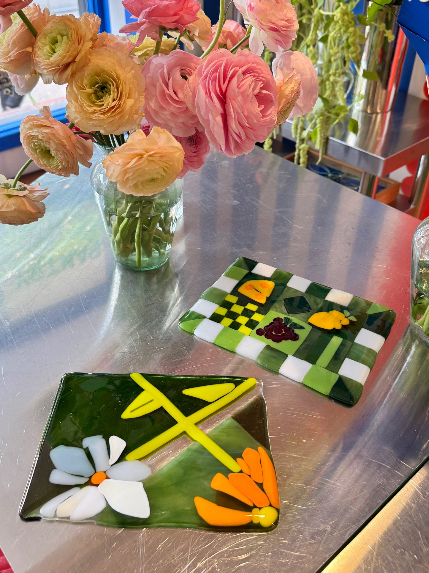 Glass Charcuterie Board-Making Workshop with @artschoooldropout | Thursday May 14, 6 PM