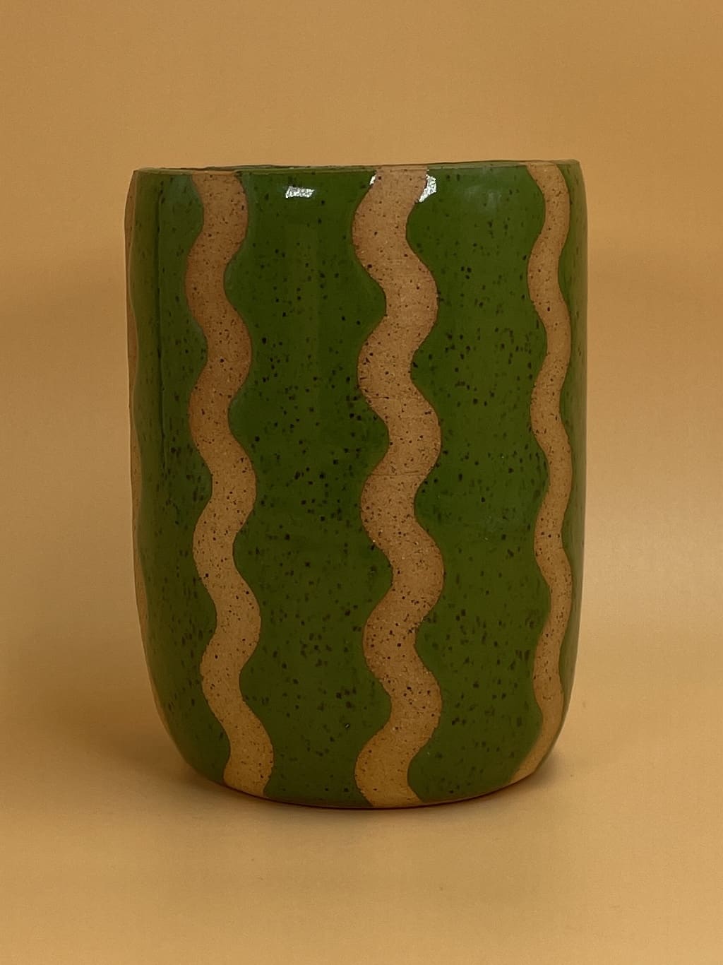 Mellow Ceramics Wiggle Cup | Green