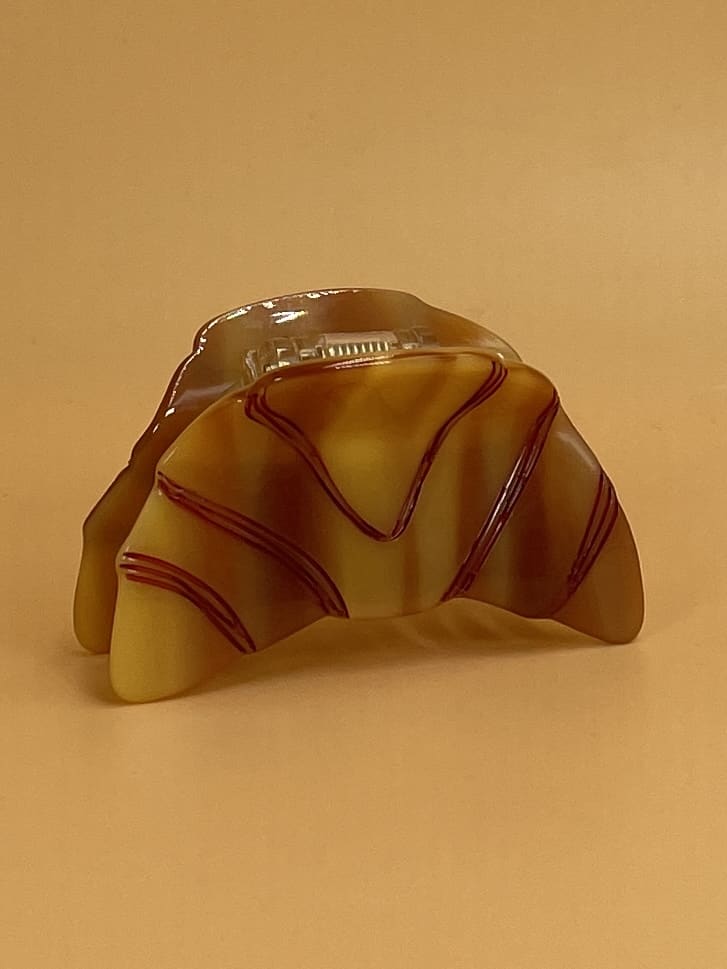 Jenny Lemons Croissant Hair Claw | Midi