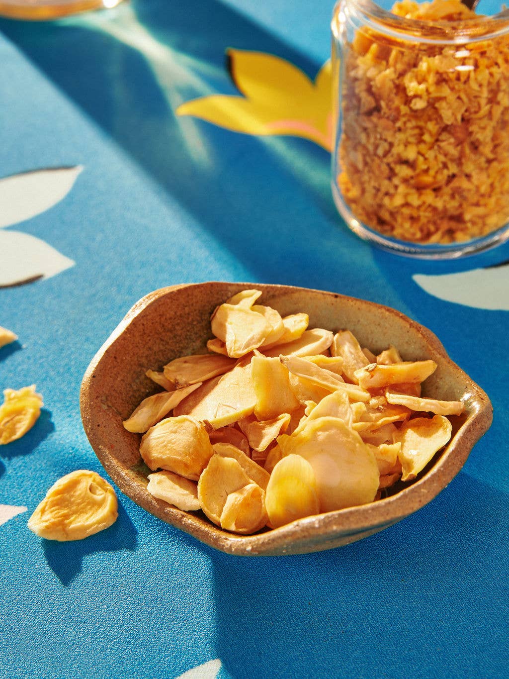 Vân Vân Single-Origin Sliced Northern Mountain Garlic Dried Herb