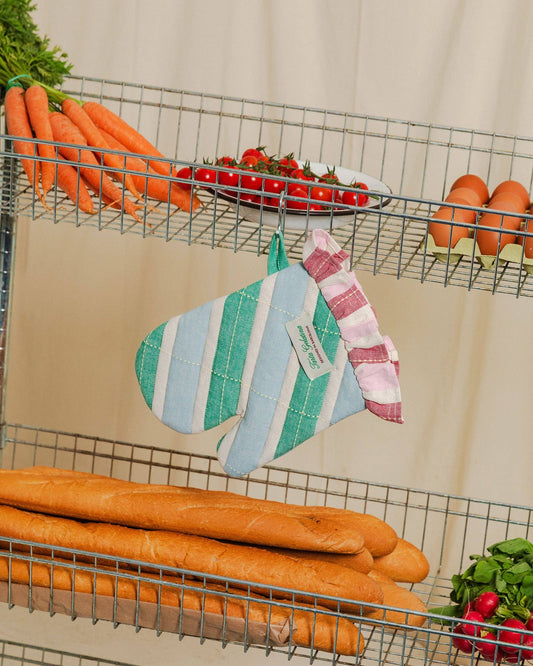 Tarta Gelatina Ruffled Oven Mitt