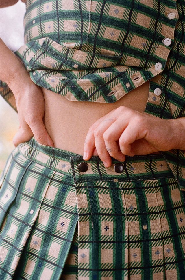 Ceramic Mug Painting Workshop with artschoooldropout at Noble | Thursday December 11 6PM