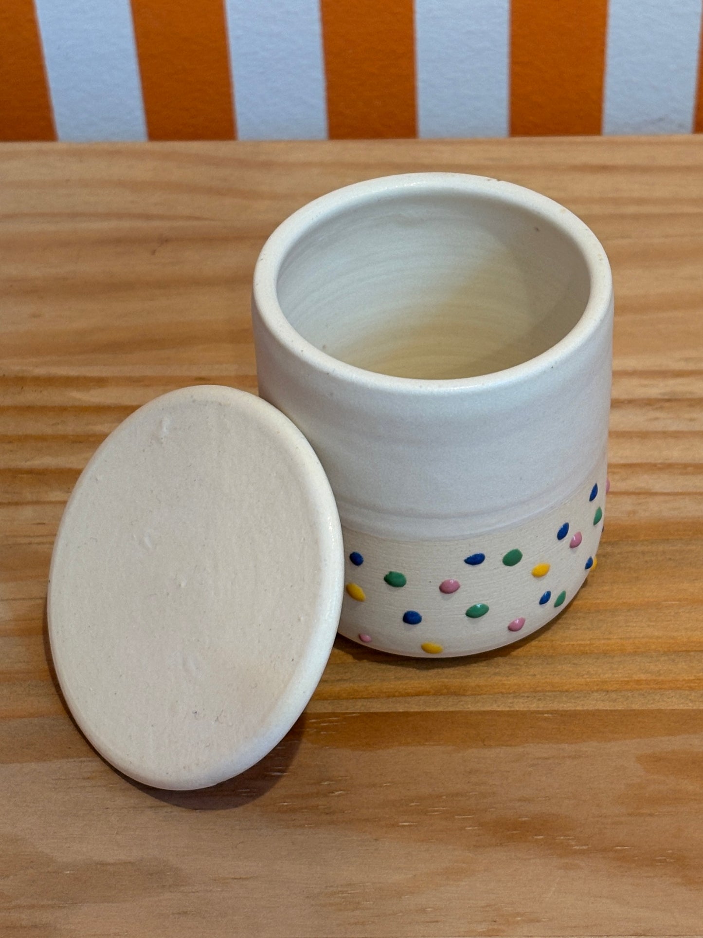 Lo-Fi Potter Jar with Lid