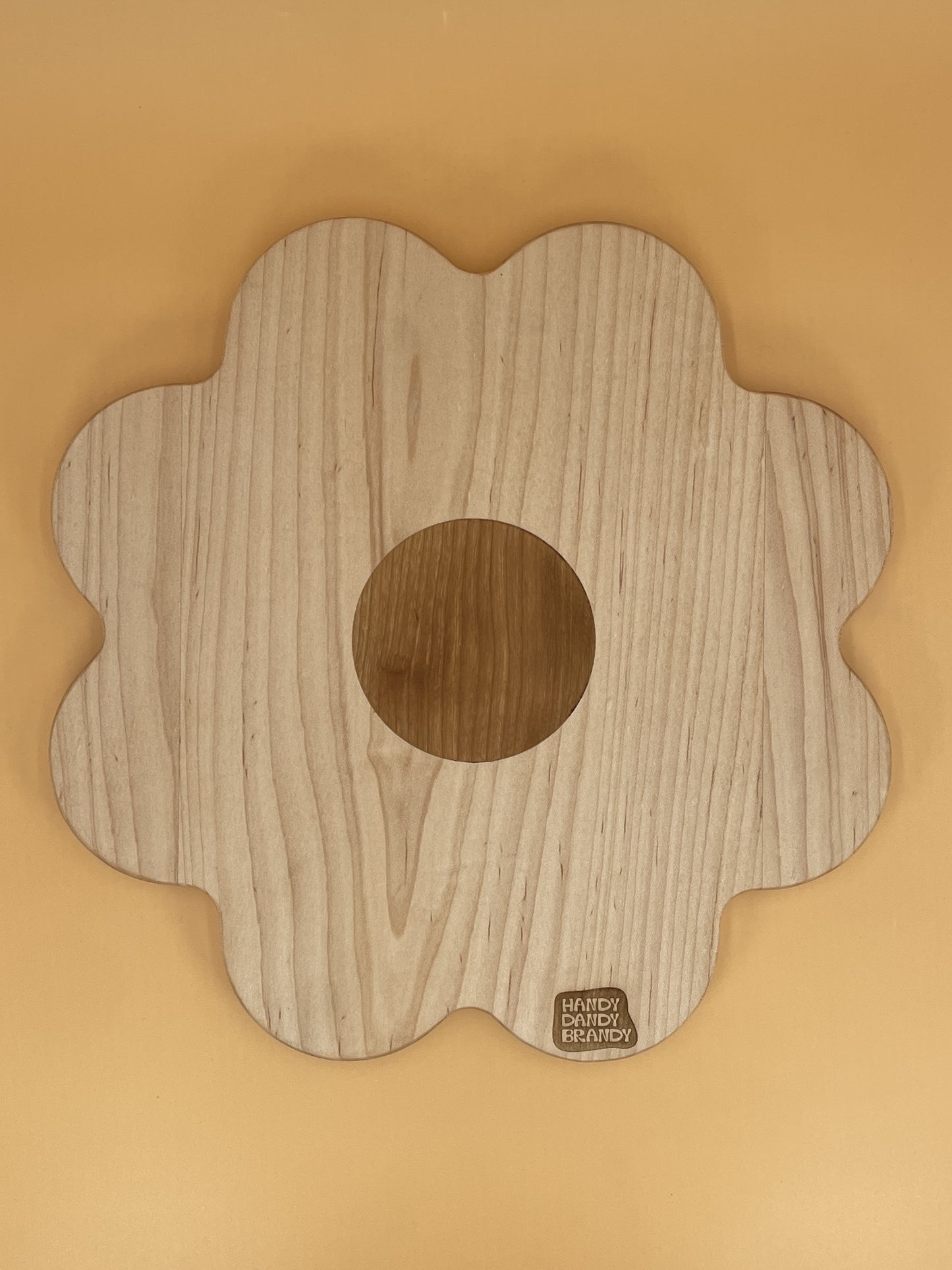 Handy Dandy Brandy Daisy Cutting Board