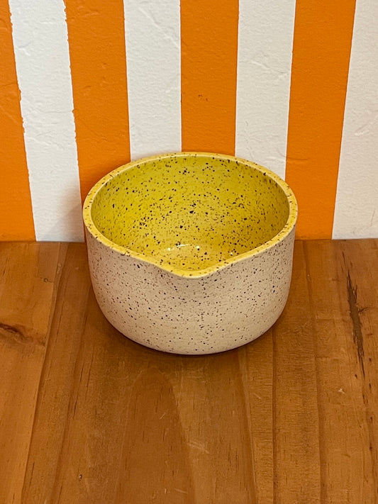 Art Schoool Dropout Matcha Bowl | Cream / Yellow Speckle