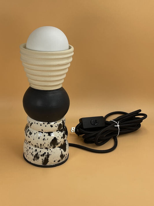 Wavy Fingers Wavy Lamp
