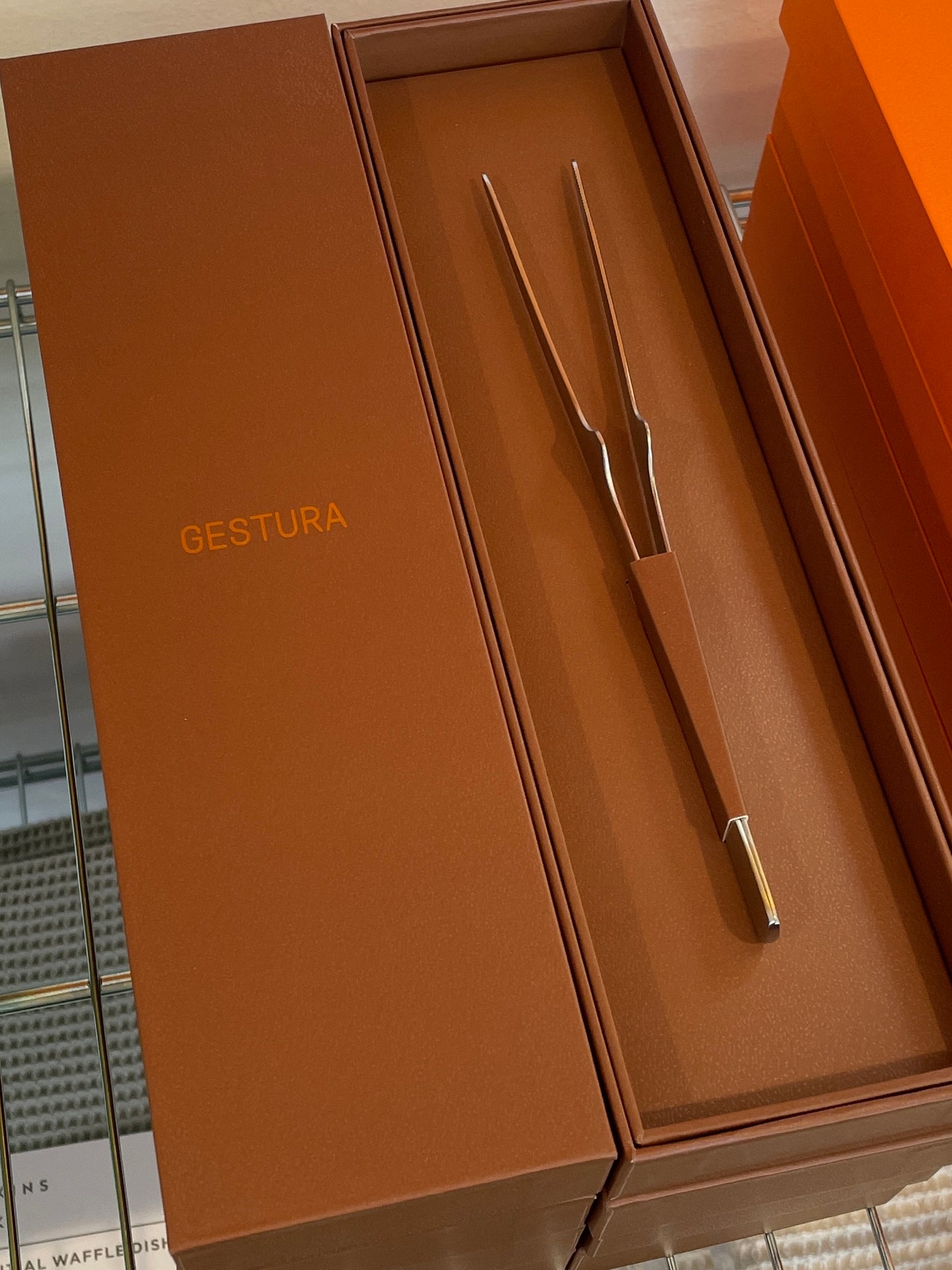 Gestura Petite Silver Tongs