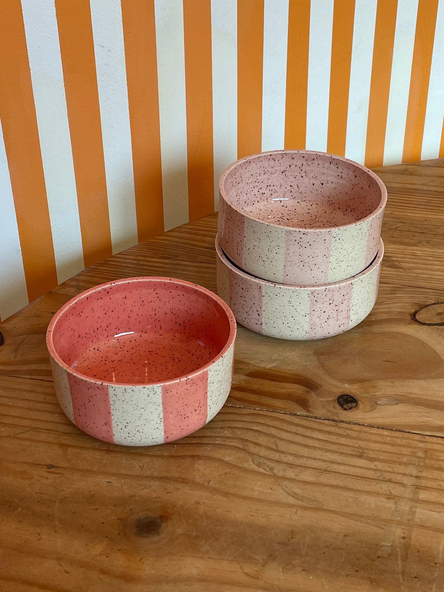 Art Schoool Dropout Shallow Striped Bowl | Pink