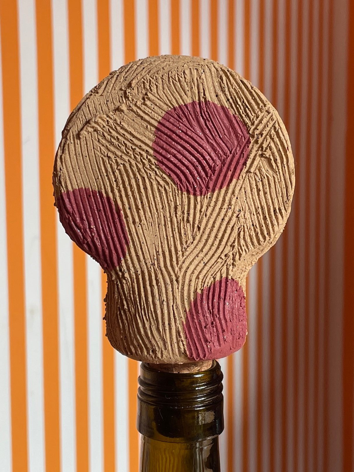 Haivyn Daisy Ceramic Bottle Stopper