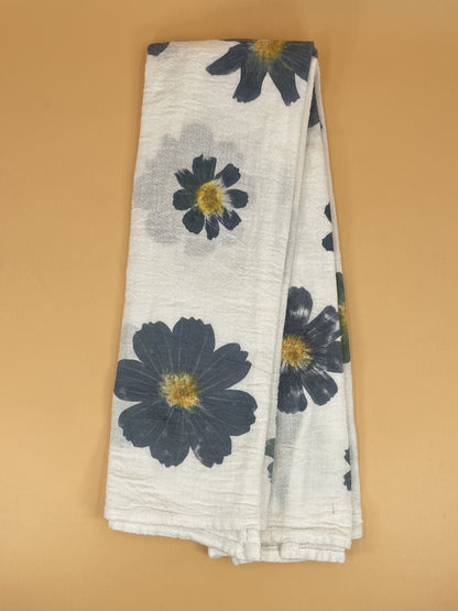 Esra Plant-Dyed Organic Cotton Flower Sack Towel