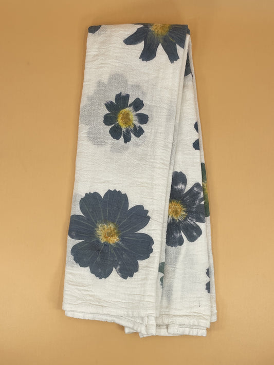 Esra Plant-Dyed Organic Cotton Flower Sack Towel